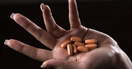 Leki na potencję z gipsem? Podrabiali i sprzedawali