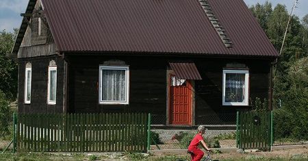 Gwałcił nastoletnią córkę - posiedzi 12 lat