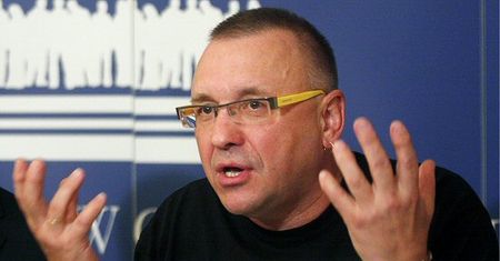 Owsiak: premie rzućcie na tacę!