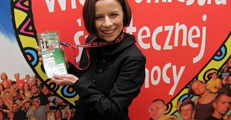 Organizacje charytatywne nie chcą płacić VAT-u od SMS-ów
