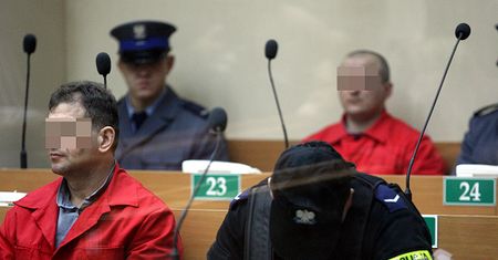 Oskarżeni o zabójstwa właścicieli kantorów przed sądem