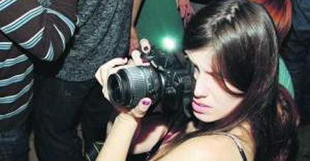 Imprezowi paparazzi kradną nam prywatność