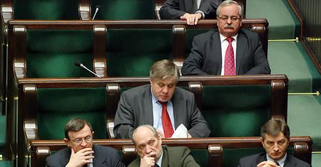 PiS chce zawalczyć z PO na polu gospodarczym