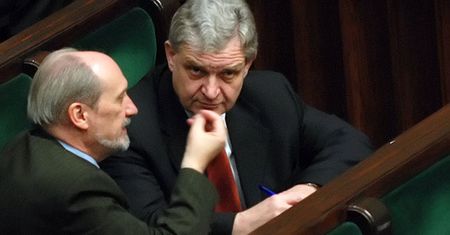 Macierewicz w sejmowej speckomisji za Wassermanna