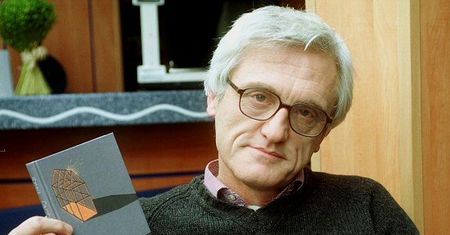 J.T.Gross nie musi przepraszać za pomyłkę w "Sąsiadach"