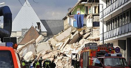 Zawalił się budynek archiwum miejskiego w Kolonii