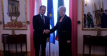 Prezydent Litwy idzie do polskiej szkoły