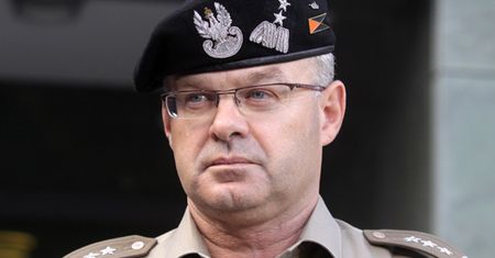 Belgijski dziennik: Polscy żołnierze - słabo uzbrojeni