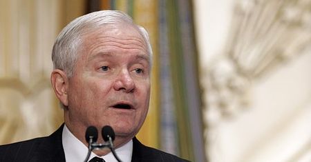 Gates wzywa do stałego dialogu amerykańsko-chińskiego