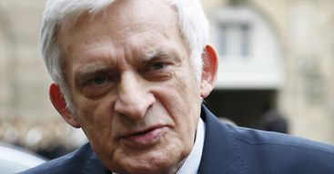 Waszyngton zaniepokojony - Clinton dzwoniła do Buzka