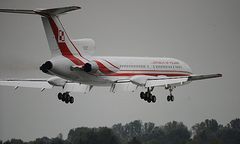 Tu-154M w powietrzu; piloci odnawiają uprawnienia