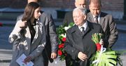 J. Kaczyński złożył kwiaty na grobie prezydenckiej pary