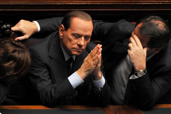 Kulisy schadzek w haremie Silvio Berlusconiego
