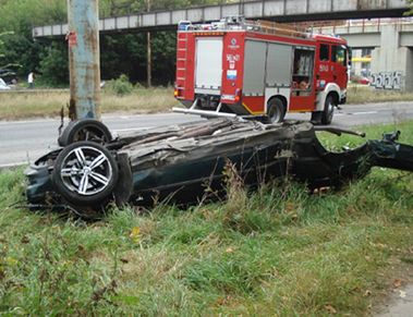 Tragedia pod Warszawą: zginęło trzech młodych mężczyzn