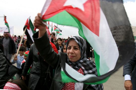W Jordanii zaatakowano grupę pokojowych demonstrantów