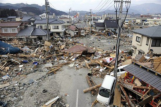 Chińczycy ewakuowani z zagrożonych terenów w Japonii