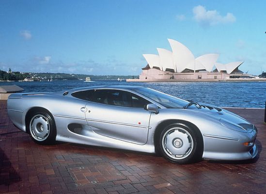 Jaguar XJ220 - zapomniany rekordzista prędkości