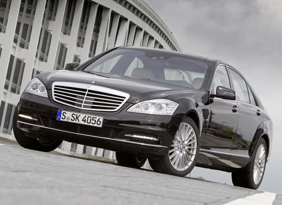 Polskie części do Mercedesa i Volvo