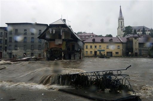 Cztery ofiary śmiertelne powodzi w Czechach