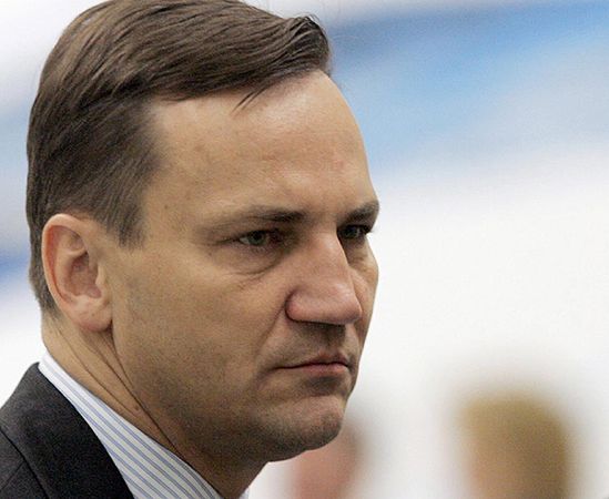 Sikorski: PiS popiera drastyczne propozycje torysów