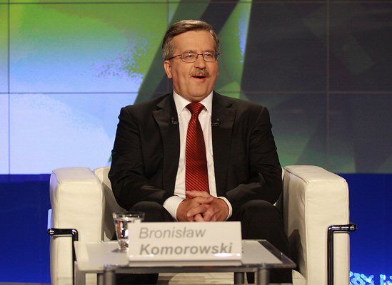 Bronisław Komorowski: czekam na wyjaśnienia PiS