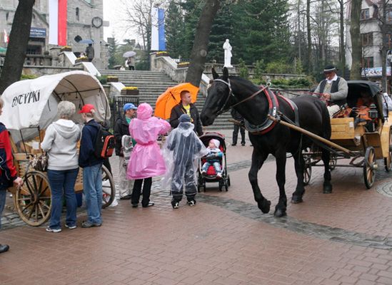 Synoptycy ostrzegają: burze nad południową Polską