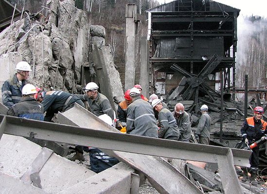 12 ludzi zginęło, 41 rannych w rosyjskiej kopalni