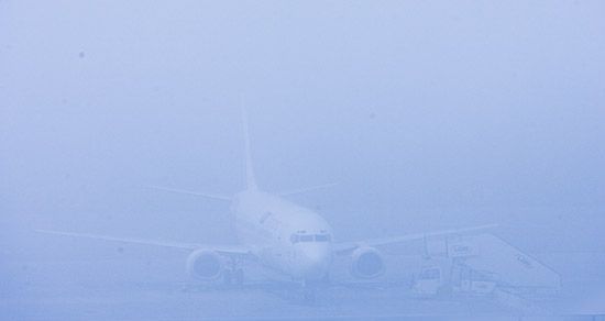 Mgła paraliżowała warszawskie lotnisko