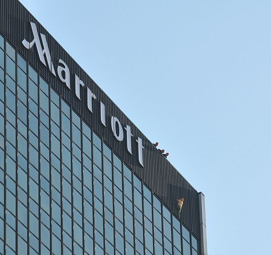 26-latek z Sosnowca wspiął się na Marriott