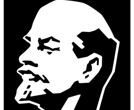 W kieleckim liceum nadal wisi portret Lenina