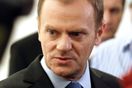 Tusk: wyczyścimy kraj i internet z hazardu