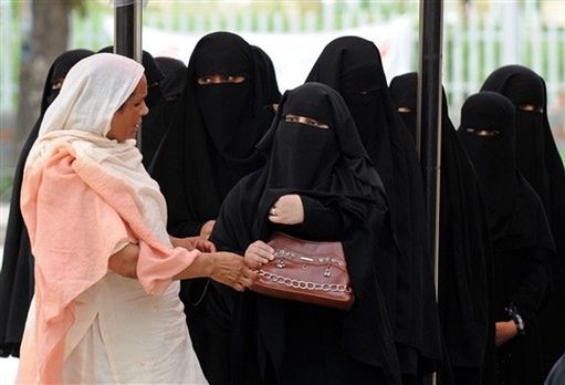 Odmówiono jej obywatelstwa za noszenie islamskiej burki