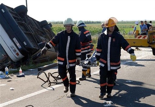 Tusk: zapewnimy każdą pomoc poszkodowanym w wypadku