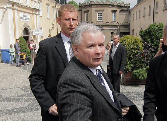 J. Kaczyński: agent "śpioch" blokował śledztwa