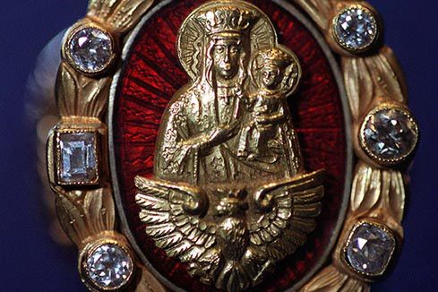 10 tys. zł i złoty herb za informację o pierścieniu prymasa