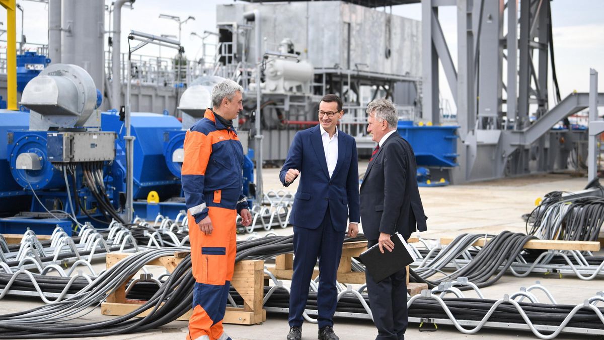 Premier zapowiada zwiększenie wydobycia surowców w Polsce