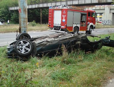 Tragedia pod Warszawą: zginęło trzech młodych mężczyzn