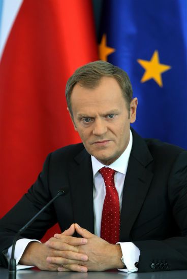 Tusk zabrał głos ws. krzyża w sejmie