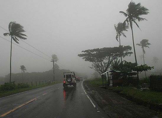 Tajfun sieje grozę na Filipinach - siedem osób nie żyje