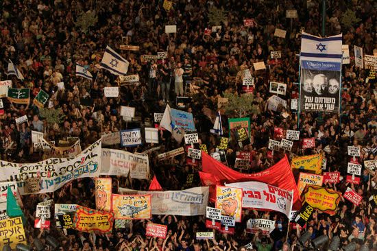 60 tysięcy Izraelczyków protestuje przeciw drożyźnie