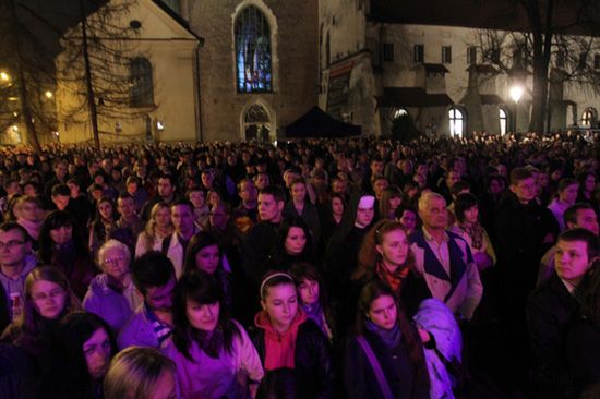 "On pozostanie z nami i będzie nas wspierał"