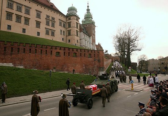 "To najsilniejsze wrażenie - J. Kaczyński prawie nieobecny"