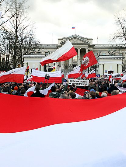 "Putin morderca, Tusk zdrajca" - ostry protest w stolicy