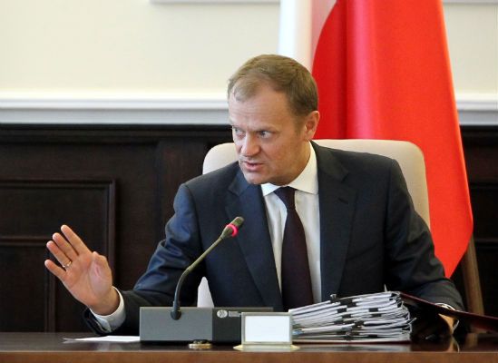 Raport ws. katastrofy smoleńskiej - Tusk podał datę