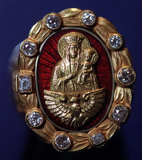 10 tys. zł i złoty herb za informację o pierścieniu prymasa