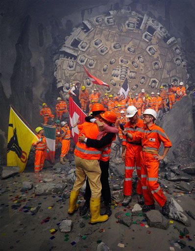 Powstał najdłuższy tunel na świecie, ma 57 km