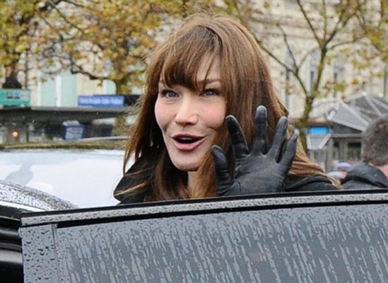 Carla Bruni-Sarkozy superbohaterką