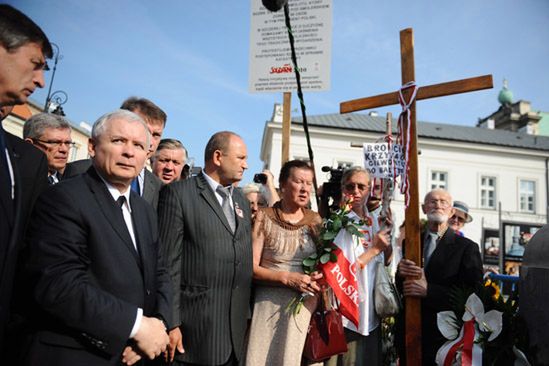 "Za to Kaczyński w W. Brytanii zniknąłby ze sceny"