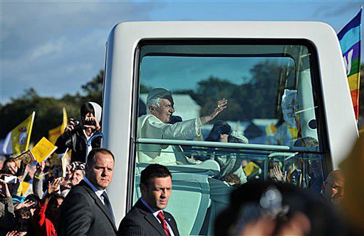 Papież w Wielkiej Brytanii - Watykan zadowolony