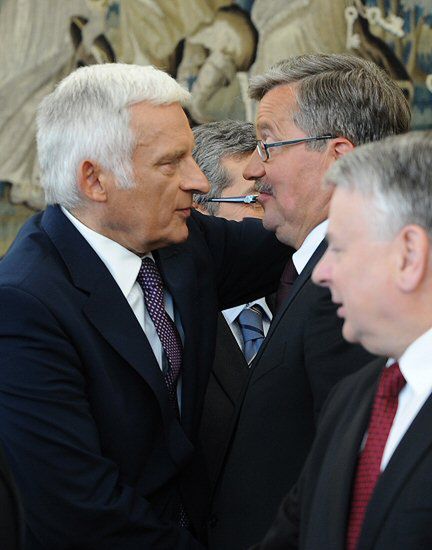 Buzek: Komorowski potrafi łączyć, a nie dzielić